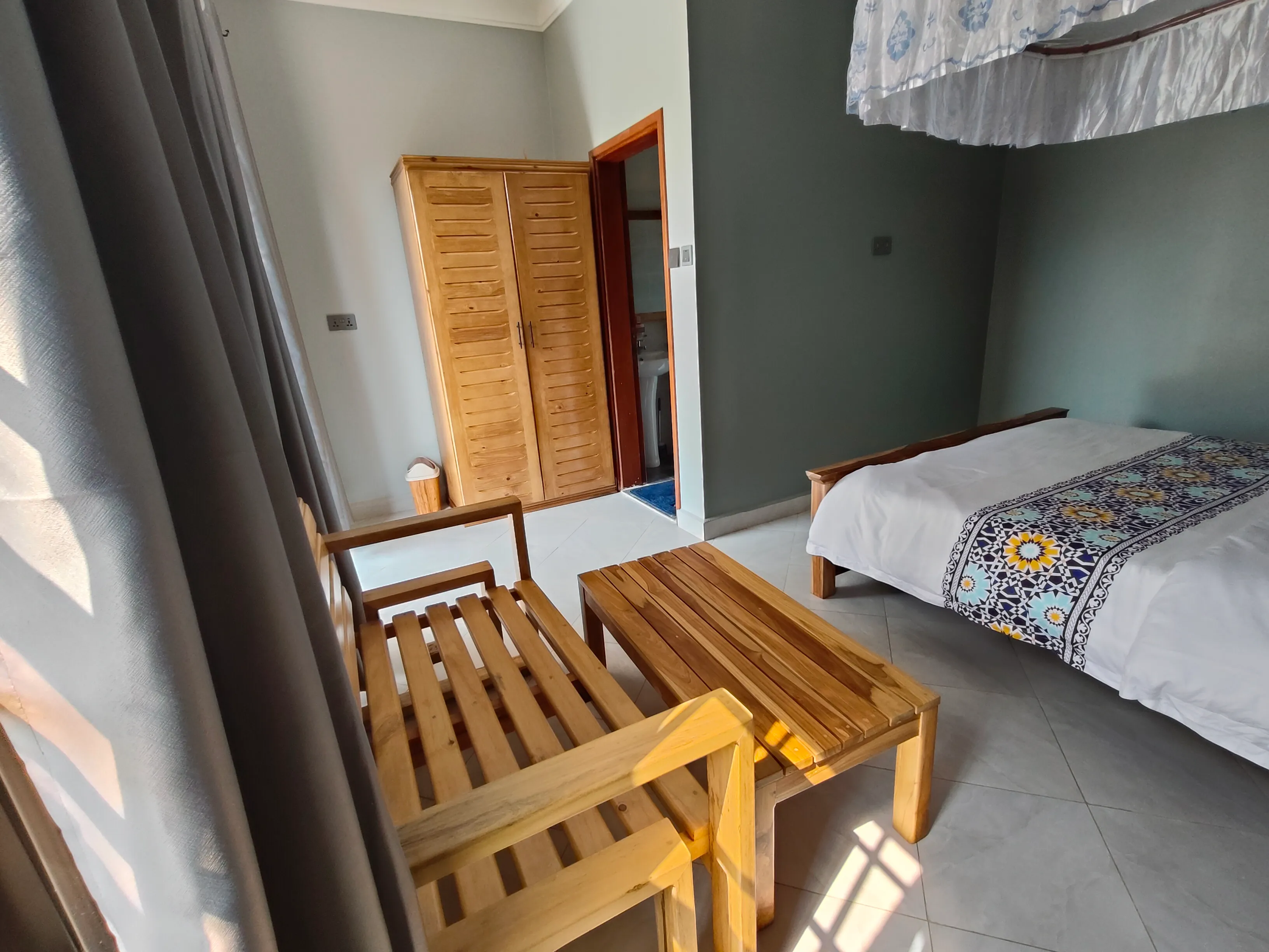 Cottage cabin bedroom